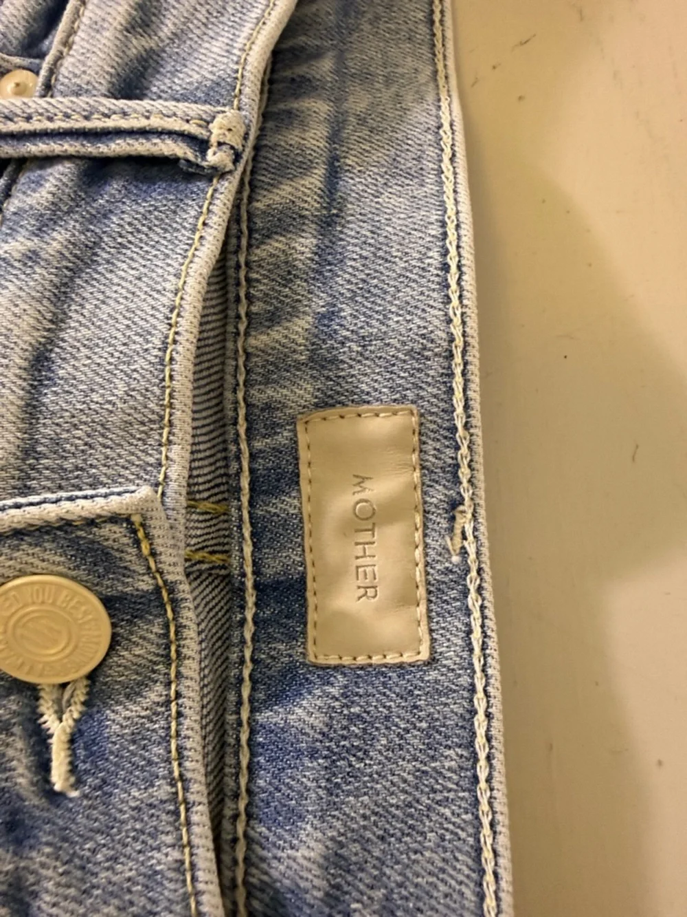 MOTHER Insider Crop Step Fray Jeans Drinking By The Pool Wash Size 29 - Picture 5 of 14